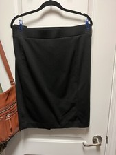 AVENUE Black Pencil Skirt Size 22/24 preowned 