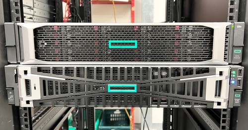 HPE DL380 Gen11 64-Cores 512GB RAM & D3710 96TB All Flash SSD DAS Solution - Picture 2 of 12