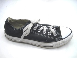 black womens converse