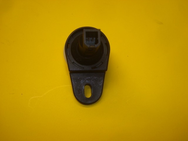 02 03 04 05 JEEP LIBERTY INTERIOR DASH COURTESY LIGHT LAMP OEM 