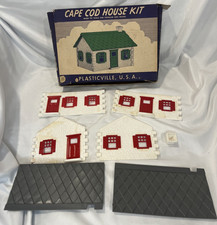 Vintage 1950's Plasticville Cape Cod House Kit Red No HP-9 For O S Gauge