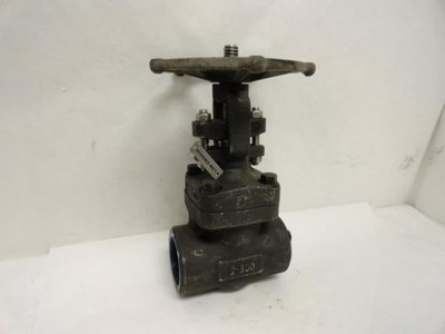 180384 Old-Stock; Neway 2G8NA8-NC-000 Gate Valve; 2FNPT; 1975PSI