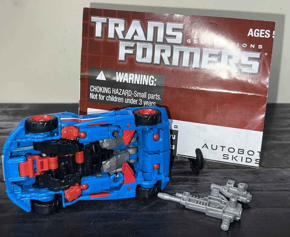 Transformers Generations SKIDS Complete Thrilling 30 2014 Autobot Figure - Image 4 of 4