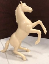 HORSE FIGURINE HONG KONG HARD PLASTIC VINTAGE 5 1/2  