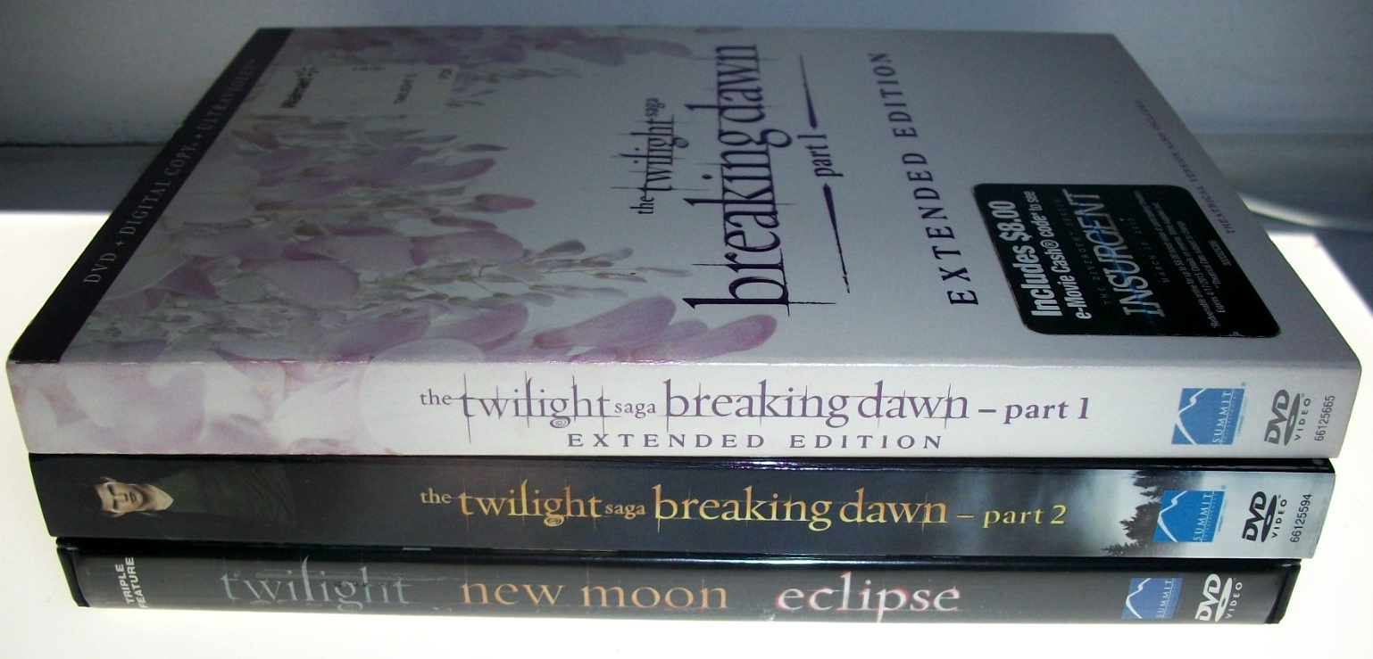 The Twilight Saga: Complete 5-Movie Collection (DVD)