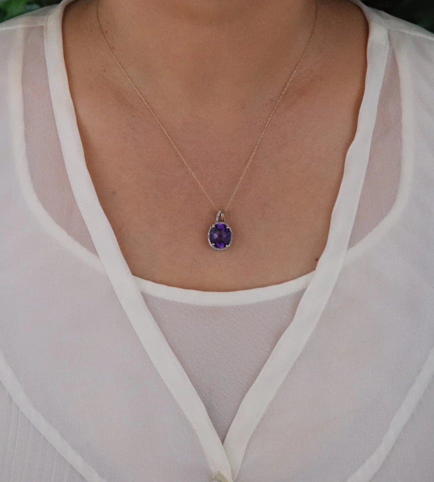 Pendant Only 10k Yellow Gold Natural Amethyst & Diamond Pendant 3/4" x 1/2" - Image 4 of 4