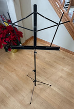 white house of music music stand