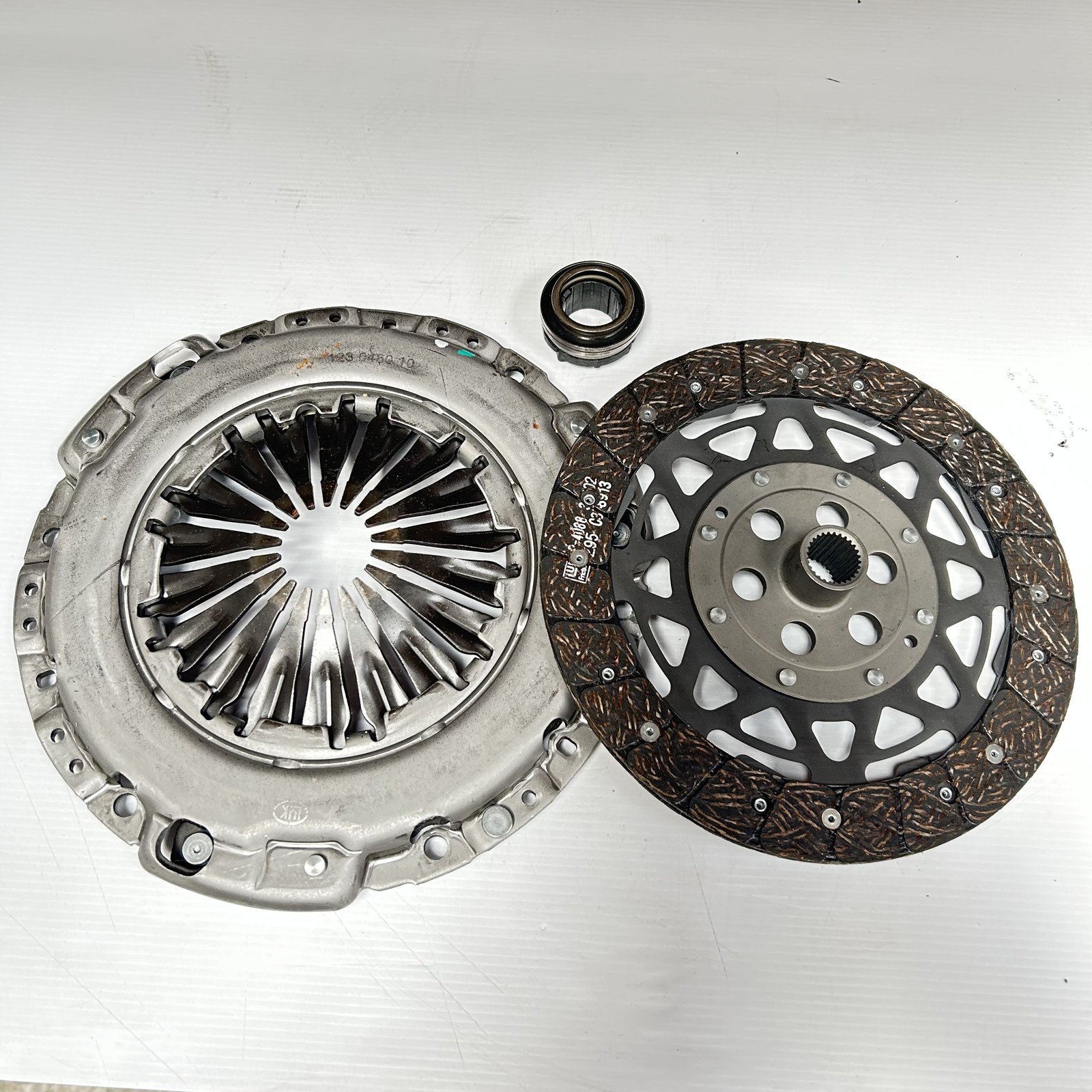 LuK Clutch Kit Fits MINI 1.6 Cooper / John Cooper Works R55 R56 R57 R58 R59