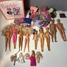 HUGE 15 Doll VINTAGE Barbie Lot!! 1960s! Carry Case. CLOTHING Original Read!