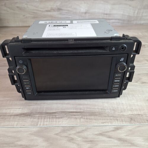 Chevy Tahoe Silverado NAVIGATION CD RADIO 22776896 GM1086 ( UNTESTED )