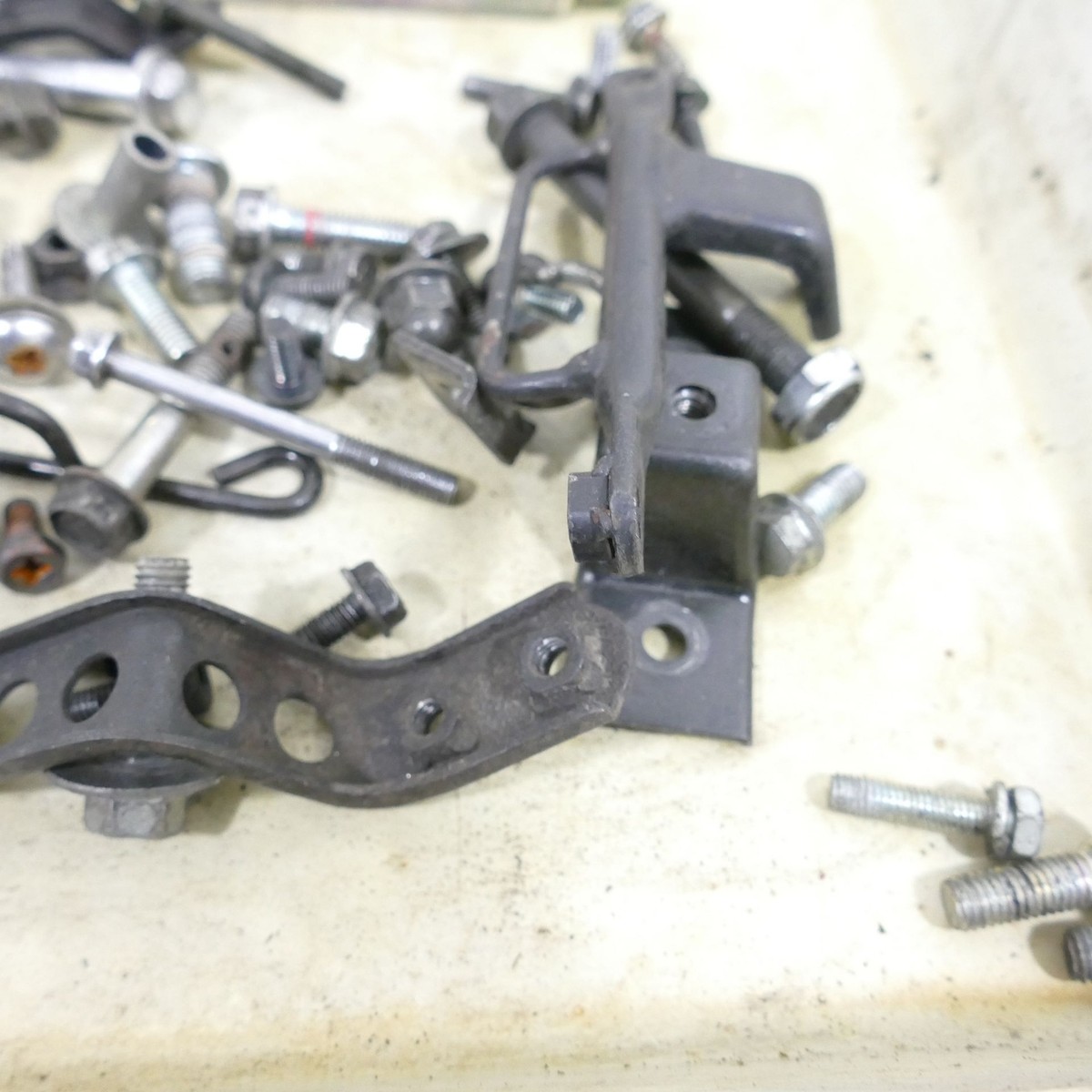 Kawasaki ZX-R 400 Schrauben & Kleinteile Kleinteile 70597 | eBay