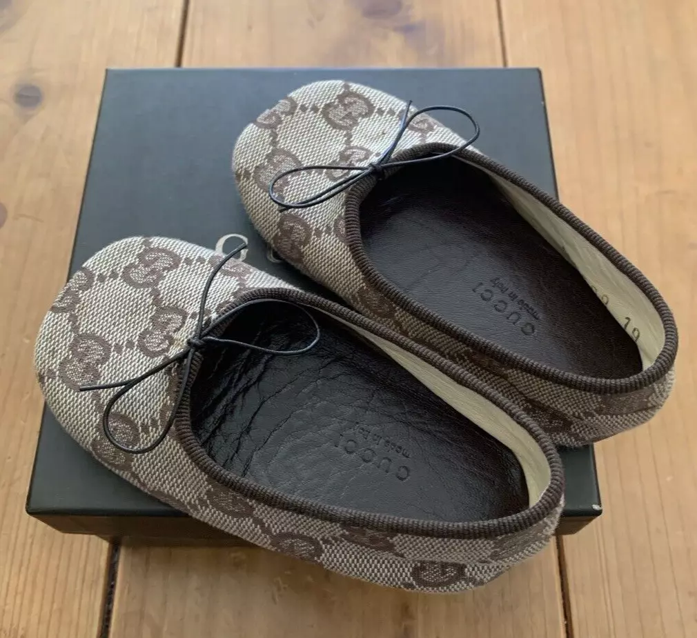 Chaussures bébé Gucci GG marron toile cuir pointure 13 cm avec pochette boite 
