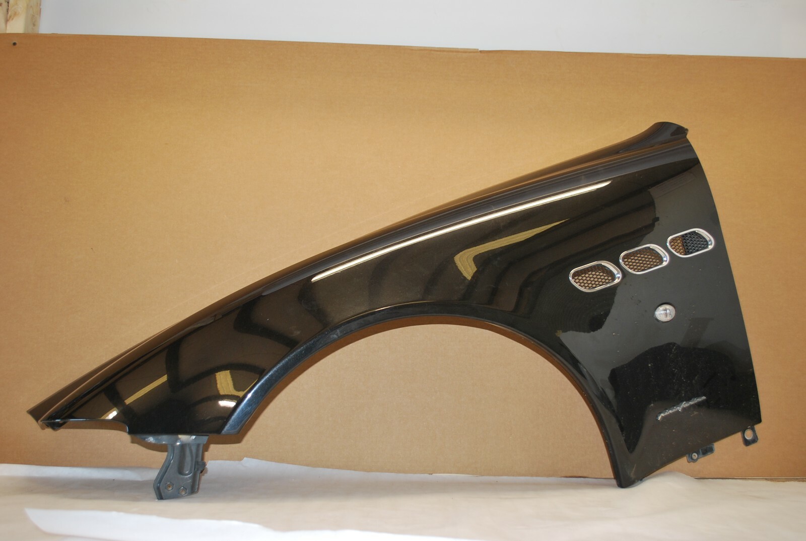 05-12 MASERATI QUATTROPORTE FENDER LEFT DRIVER SIDE OEM 06 07 08 09 10 11