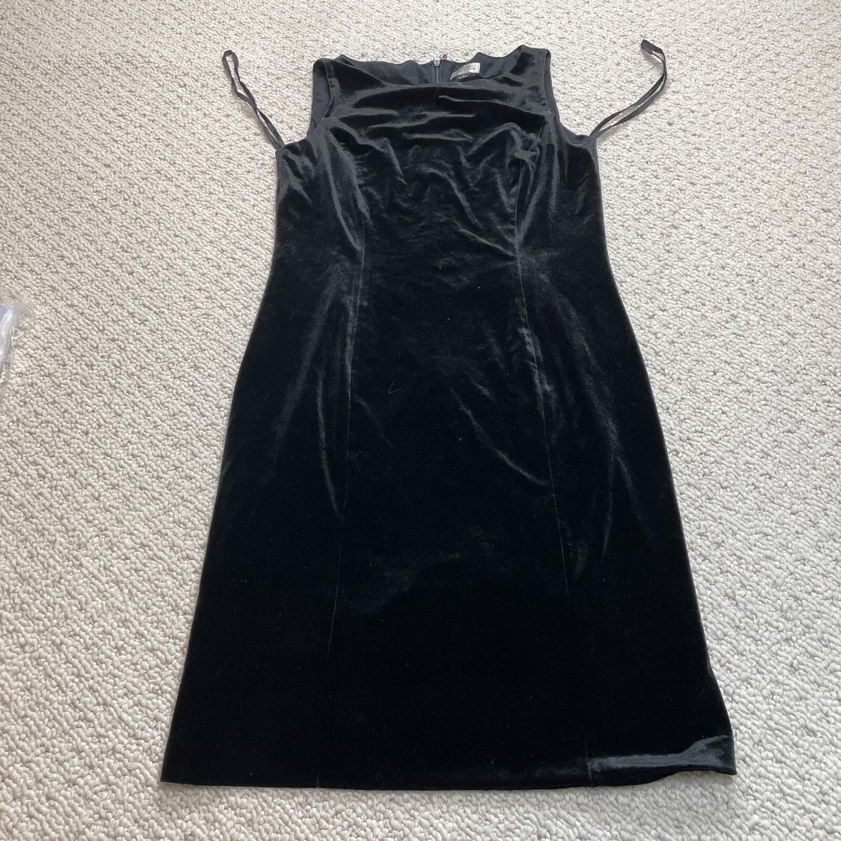 tahari arthur s. levine black dress S Womens Velvet Midi Size 6 Wide Strap ASL Chiffon dress