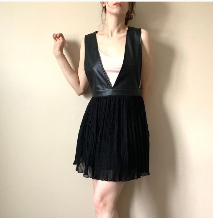 ZARA PLUNGE V NECK FAUX LEATHER PLEATED MINI DRESS SZ S | eBay