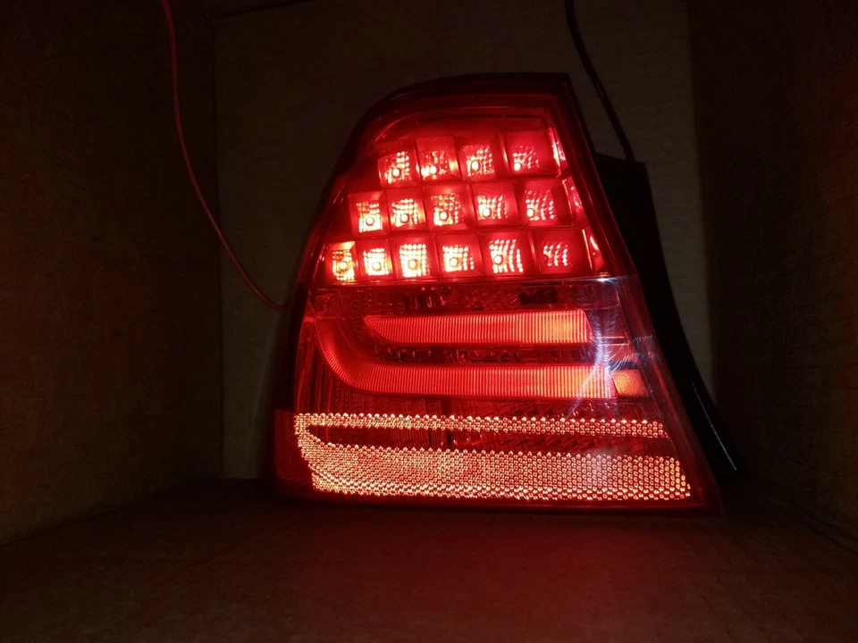 BMW 328i 335D 335i M3 xDRIVE 2009 2010 2011 CONDUCTOR LUZ TRASERA LED IZQUIERDA LÁMPARA OEM Foto 3 de 4