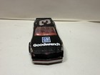 Hot Wheels NASCAR Dale Earnhardt #3 Goodwrench 1983 Chevy Monte Carlo 1:64 — photo 3