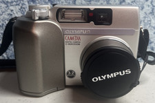 Olympus Camedia Digital Camera C-3020 Zoom Used + 16 MB Memory Card