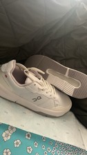 On The Roger White Mens Low Top Tennis Sneake...