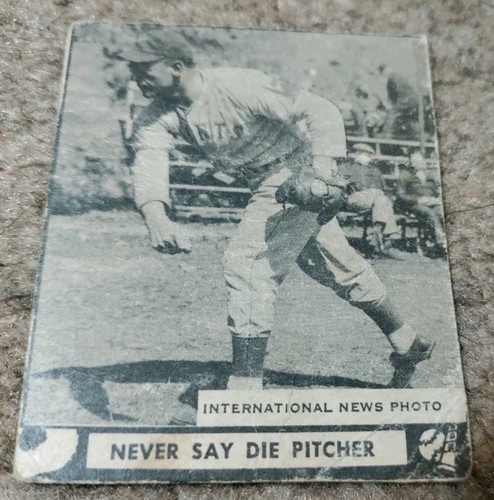 1948 Swell Thrills #7 Never Say Die Pitcher: Hal Schumacher HoF - cut but nice