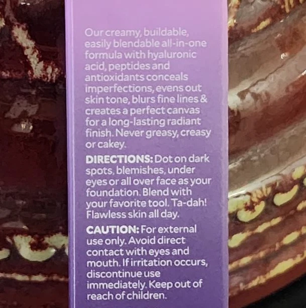 FIERA Cosmetics All-In-Wonder Concealer Foundation MEDIUM NIB + GIFT - Image 2 of 2