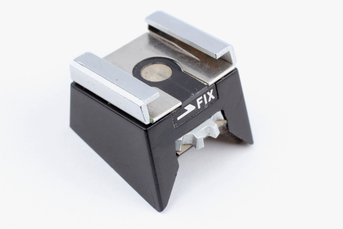[MINT] Olympus OM Accessory Hot Shoe Flash Adapter FIX for OM-1 ＆ 2 Camera JAPAN - Picture 2 of 11