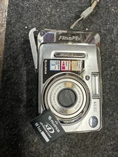 Fuji Film Finepix a400 4.1MP Point & Shoot Camera W/ 1gb Card