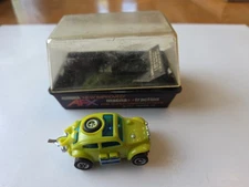 Nice 1973 Aurora HO Slot Car AFX VW Bug Baja Volkswagen #1914 Non Working Case