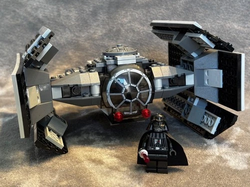 LEGO Star Wars: Darth Vader's Tie Fighter (8017) no box - excellent condition