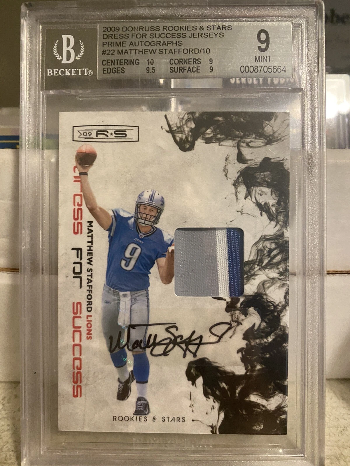 Matthew Stafford Donruss Rookies & Stars Dress for Success #22 Autograph
