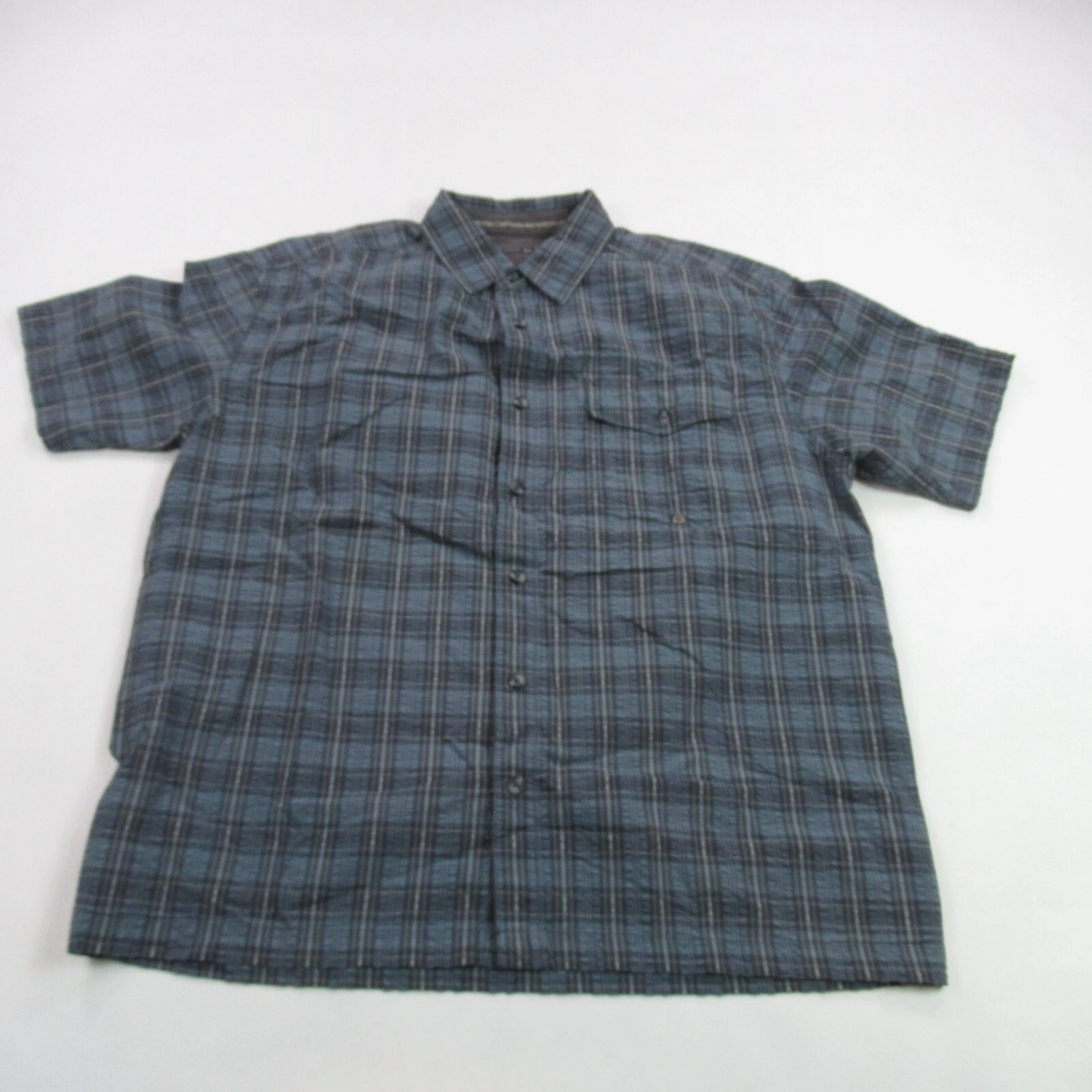 REI Shirt Mens Small Short Sleeve Plaid Lightweight Pockets Button Up Hiking