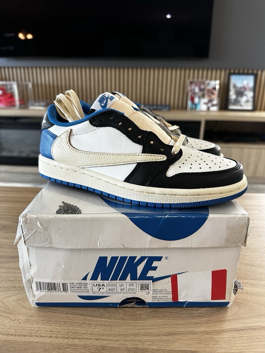 Size 5 - Jordan 1 Retro x Fragment Design x Travis Scott Low Size 5 - Jordan 1 Retro x Fragment Design x Travis Scott Low