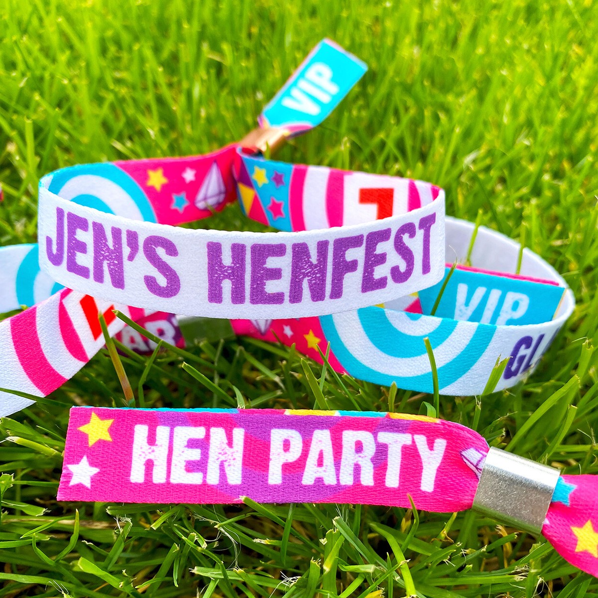 Personalised Hen Party Wristbands Custom Festival Wristband Henfest  Glasthenbury - Main Image