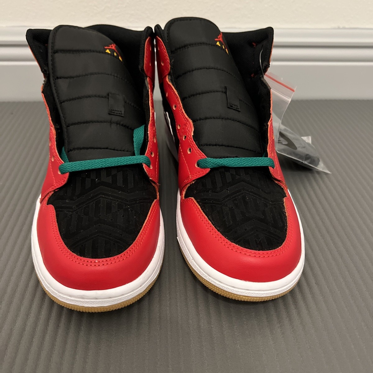 Air Jordan 1 Mid SE Shoes 