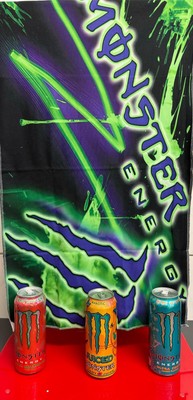 1 x Monster Tisch/Kuscheldecke Wanddeko Hängetuch + 3 x Monster Dose Inkl.Pfand