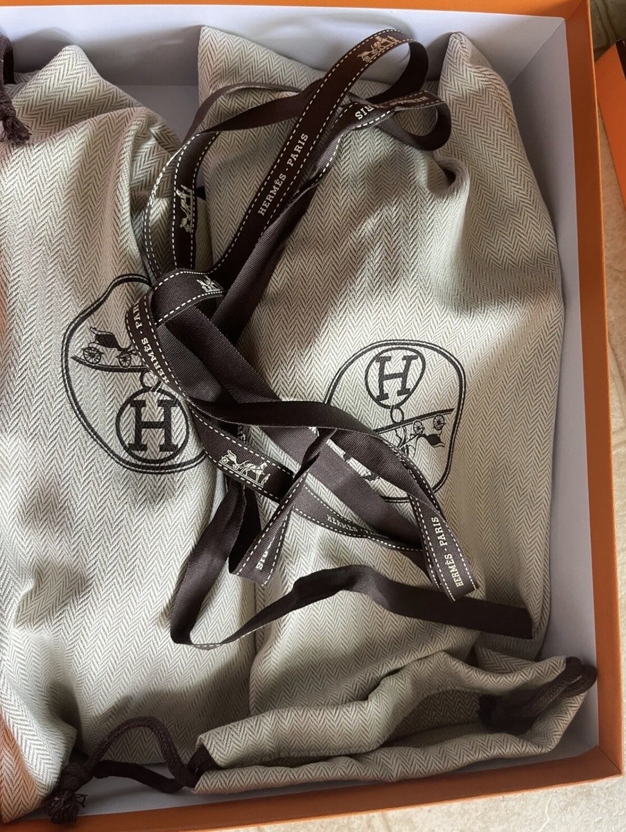 エルメス HERMES オラン サンダル ホワイト 371/2 Oran sandal | Hermès USA