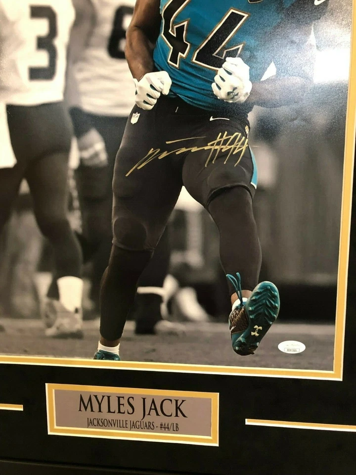 MYLES JACK FRAMED SIGNED JACKSONVILLE JAGUARS 16x20 PHOTO JSA COA - Image 2 of 3