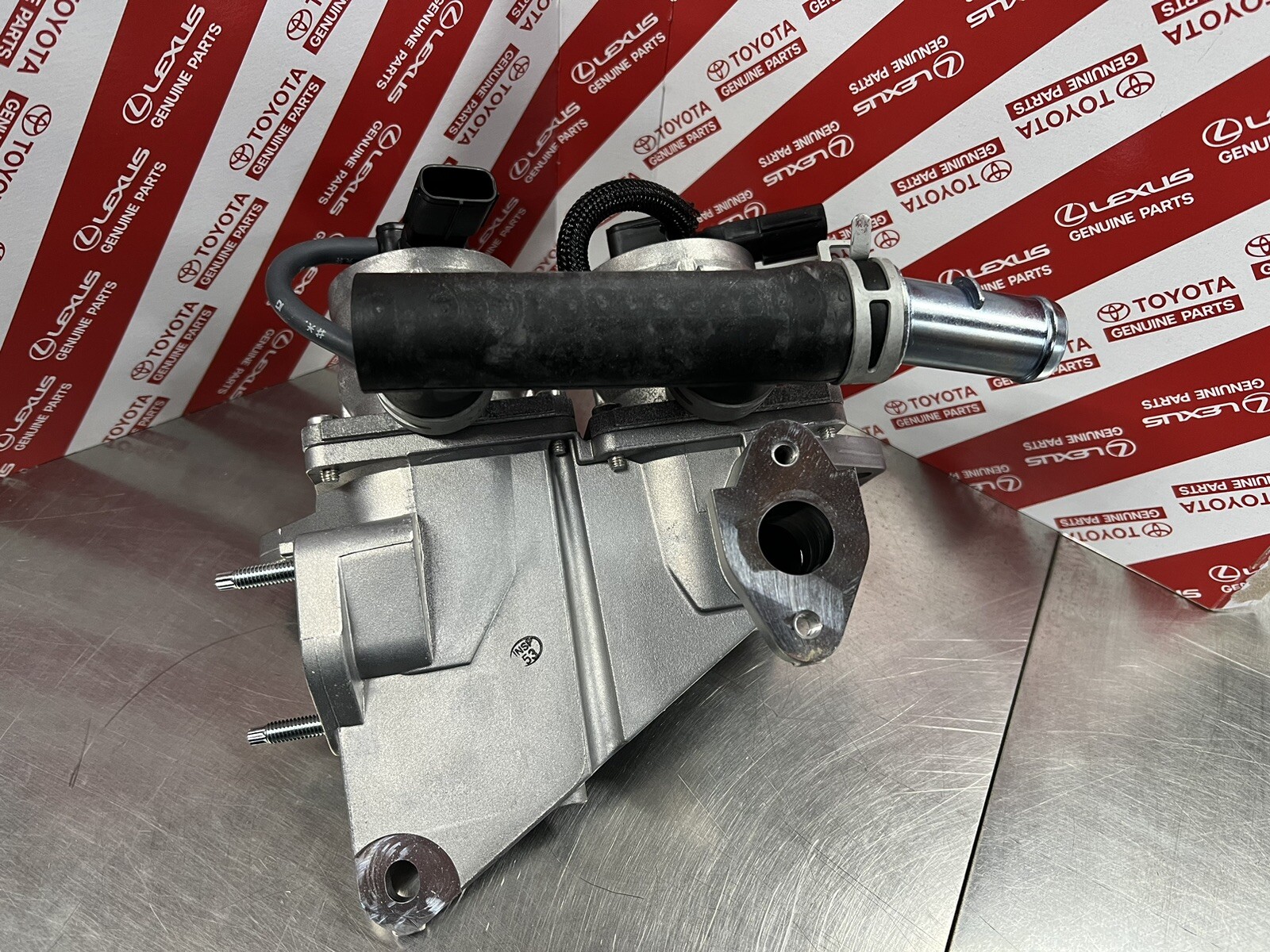 New OEM Toyota V6 4.0 SAI Secondary Air Injection Valve Kit