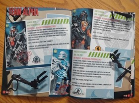 Hero Factory Bionicle 7168, 7169, 7170 complete, with manuals, Hero Factory Book