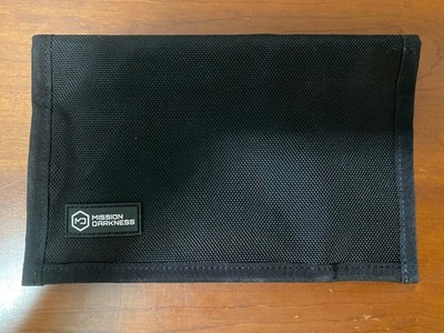 Mission Darkness Non-window Faraday Bag For Phones Signal Blocking