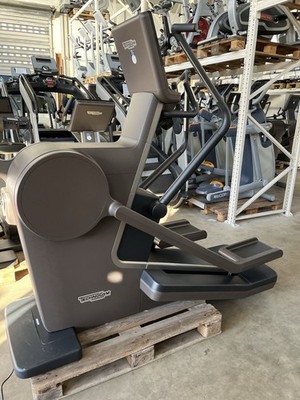 Technogym Synchro Artis Unity , Crosstrainer, Fitnessgerät. Sehr Guter Zustand