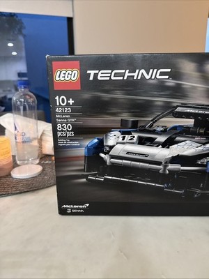 NEW LEGO TECHNIC MCLAREN SENNA GTR 42123 830 PIECES. SEALED BOX