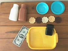 FISHER PRICE FUN TIKES FOOD PLAY POPCORN REMOTE TRAY COOKIES DISH MILK SET