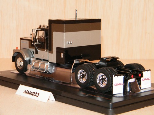 GMC Général 1980 Noir/Argent IXO Scale 1:43 Réf TR117 - Photo 4/5