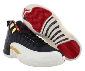 retro 12 black true red sail