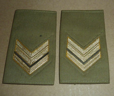 SERGENTE - ESERCITO ITALIANO - PAIO GRADI TUBOLARI CAMICIA ESTIVA  ANNI 70/80