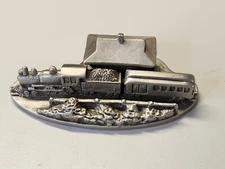 Hudson pewter village Train Depot 1985