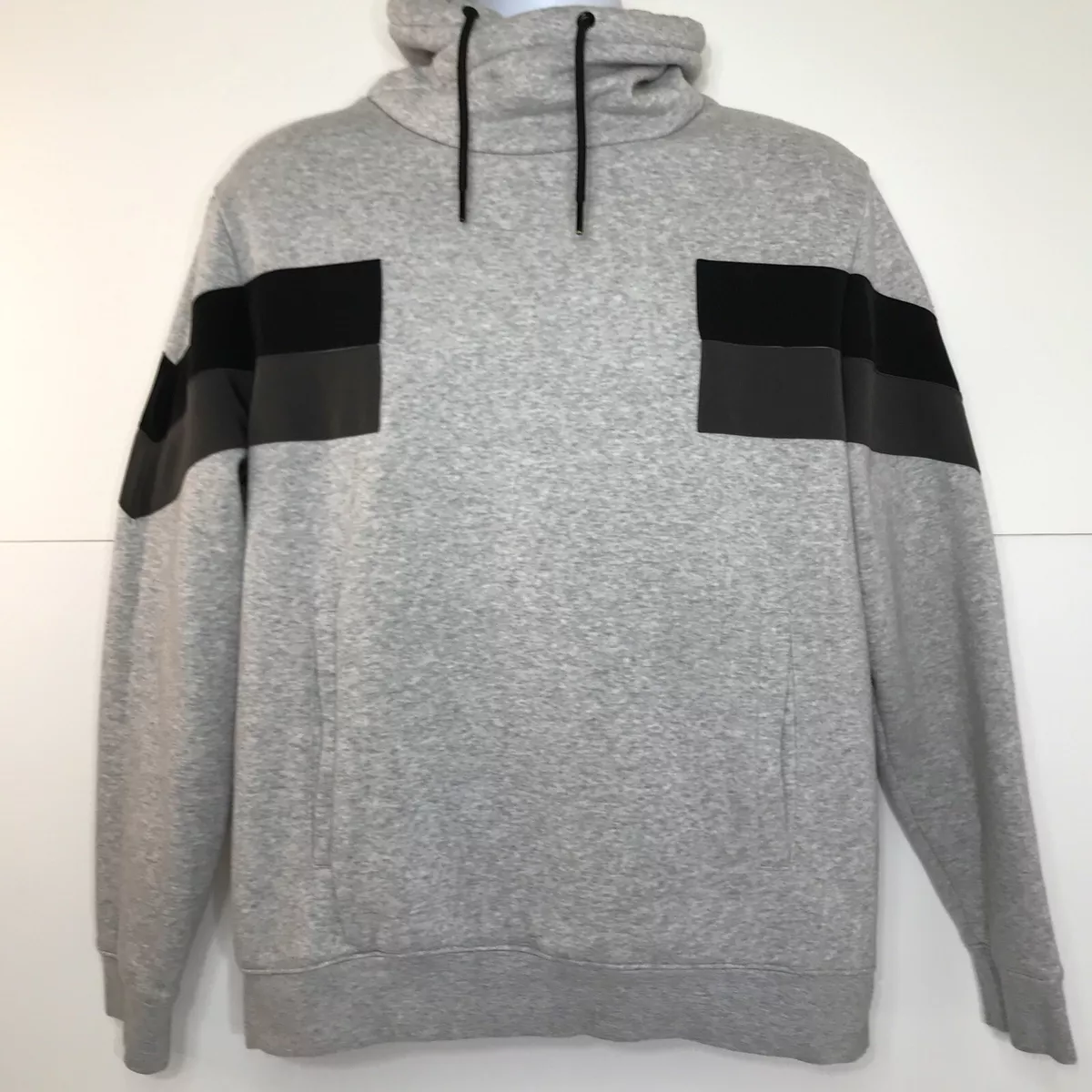 H M Men s Medium Gray Black Pullover Color Block Mock Neck