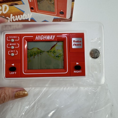 Radio Shack Highway LCD Game Vintage 1987 With Original Battery - Picture 3 of 6