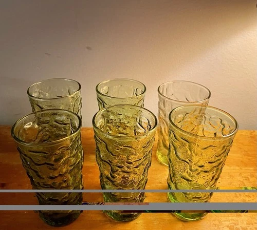 Six Vintage Anchor Hocking Lido Milano Green Crinkle Glass Tumblers